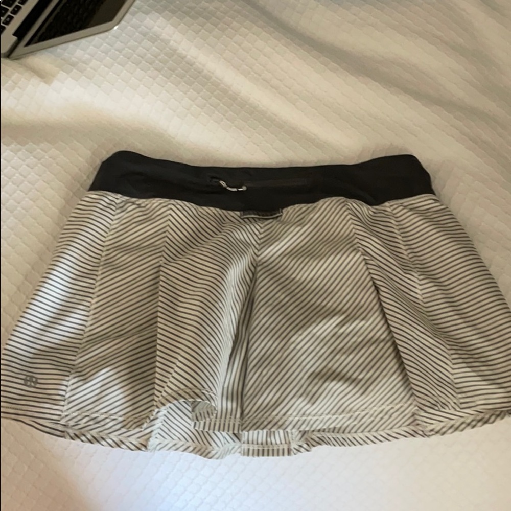 Lulu lemon tennis skirt